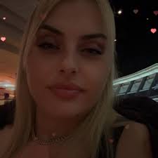 Rusty Taco not taking social distancing seriously