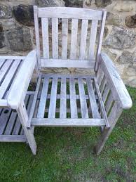 This beautiful bench is made out of pine slats and plywood, so its durability is guaranteed. Uk Gardens Heavy Duty Grey Wooden Garden Love Seat Bench With Parasol Uk Gardens Co Uk