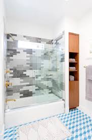 20 cm2 = 10.000 ubin jadi , banyak ubin yg luas bagian yang diarsir pada bangun tersebut adalah. Kamar Leo Mandi Ubin Akan Dipasangi