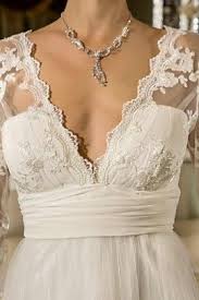 Abiti da sposa vintage l'unico classici di nozze di design vi attende per l'acquisto, abiti da sposa antichi i migliori materiali, ma il prezzo economico. Laritza Abito Da Sposa Confezionato In Chiffon E Pizzo Con Manica Lunga E Strascico Corto Sposamore Abiti Da Sposa Abiti Sposa