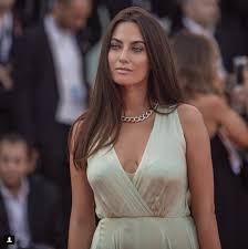 E proprio tramite il suo profilo instagram ha voluto condividere una foto con i suoi followers. Giulia Valentina Chi E L Ex Fidanzata Influencer Di Fedez La Prima A Essere Chiamata Raviolo Oggi Diverte I Suoi Follower Con Video Ironici Il Fatto Quotidiano