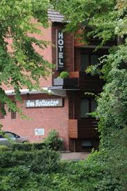 Rooms at deutsches haus feature a personal and friendly atmosphere. Am Boltentor Hotel Garni Emden Bei Hrs Gunstig Buchen