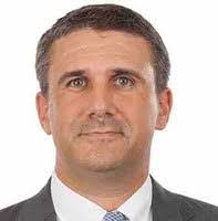 Adam Burbules's Instagram, Twitter & Facebook