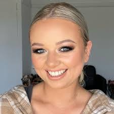 Alaina Murrell's Instagram, Twitter & Facebook