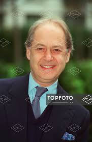 JOHN STANDING British Actor (Stars in Channel 4's "Gulliver's Travels")  Universal Pictorial Press Photo UIW 011224/B-24a 20.03.1996 *** Local  Caption *** .