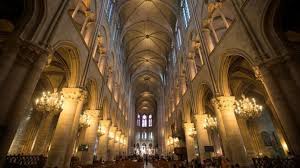 Notre Dame Katedrali Fransa Tarihinin Bir Sembolu Paris In Kalbi Bbc News Turkce Katedral Paris Katolik