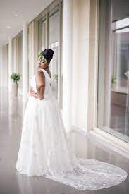 Eloquii Partnered With Plus Size Bridal Brand Ella Oak To Bring You More Plus Size Bridal Options Plus Size Fashion Wedding Dresses Unique Plus Size Fashion Tips