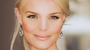 Le maquillage des yeux verts. Comment Se Maquiller Quand On Est Blonde Maquillage Libanais