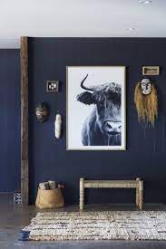 de kleur donkerblauw in je interieur donkerblauwe woonkamer thuisdecoratie blauw interieur