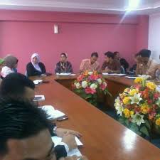 Pengendalian harga dan evaluasi tata niaga barang bersubsidi. Photos At Pejabat Perdagangan Dalam Negeri Koperasi Dan Kepenggunaan Capitol Building