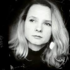 Bio — PAULINA MAJDA