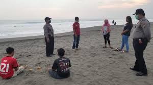 Pantai kutang kentong kulonan, kabupaten lamongan. Pantai Menganti Hari Ini Buka Atau Tutup