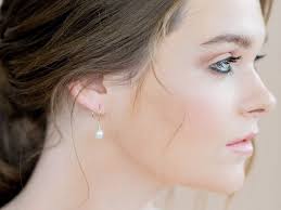 Delicate Gold Pearl Earrings, Modern Bridal Earrings, Simple Pearl Drop  Earrings, Silver Freshwater Pearl Earrings, Bridesmaids Gift, LOREN