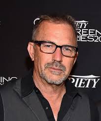 I spend my time telling everyone not to give up, while sometimes I don't  even know how to continue. .