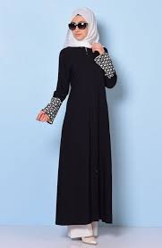 Lazer Detayli Ferace Siyah Moda Stilleri Giyim Siyah