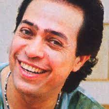 كلام جميل ومعبر عن الحياة. Ø­Ù€Ù€ÙƒÙ€Ù€ÙŠÙ€Ù€Ù… Ø¨Ù€ÙŠÙ€Ù†Ù€Ù‰ Ùˆ Ø¨Ù€ÙŠÙ€Ù†Ùƒ By Eslam Halaby