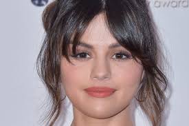 Her mother is of part italian ancestry, and her father is of mexican descent. Selena Gomez Before And After From 2007 To 2020 The Skincare Edit