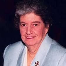 Phyllis Shapiro Sewell was a 'glass ceiling-breaker'