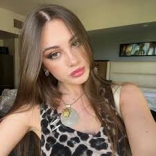 Yoko (@honkingaturdad)