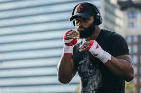 Ufc champion tyron woodley appeared to turn jake paul into a punch line ahead of their highly anticipated boxing match. Urjcccokkkbdpm