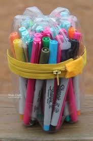 16 Unbelievably Simple Diy Plastic Bottle Projects Youll Do Right Away Soda Bottle Crafts Diy Pencil Case Diy Plastic Bottle