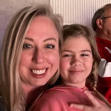 janelle reed (@jneldesign)