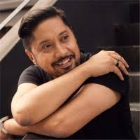 9600+ perfiles de «Cunanan,»