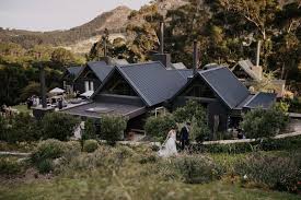 Simply Elegant Cape Town Villa Wedding At Maison Noir Junebug Weddings Cape Town Wedding Cape Town Wedding Venues Villa Wedding