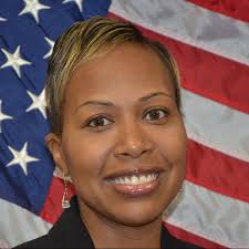 Dr. Tiffany Wright presented 2021 Leaders Against Litter award