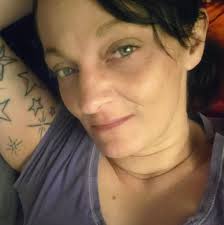 How to organize a town-wide scavenger hunt in Crofton?