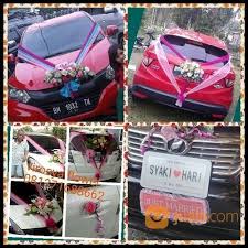 Untuk bagian samping atau bagian pintu mobil, kamu juga bisa berikan hiasan tambahan dengan kain yang dibuat bunga. Hias Mobil Pengantin Pekanbaru Pekanbaru Jualo