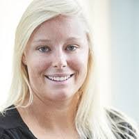 Jennifer Bal's Instagram, Twitter & Facebook