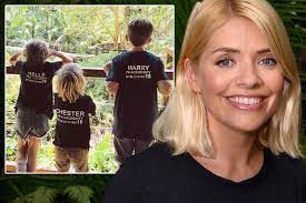 Holly willoughby, garnier uk ambassador, said: Holly Willoughby S This Morning Co Star Wouldn T Be Surprised If She Had More Kids Mirror Online