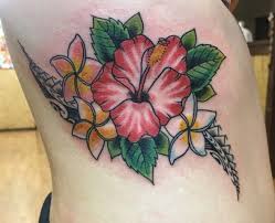 Ullifrosch hibiskus mädelskram tattoos von tattoo bewertungde. Hibiscus Plumeria Tattoo Lahaina Maui Hibiscus And Plumeria Tattoo Plumeria Tattoo Tattoos