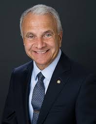 Jimmy Finds His Voice: James Doti, Lisa Mertins: 9781935204473: Amazon.com:  Books