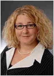 Nicole Annett's Instagram, Twitter & Facebook