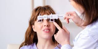 Iris Mosley's Instagram, Twitter & Facebook