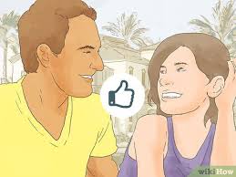 How to Be a Good Girlfriend as a Teen: 13 Steps (with Pictures)