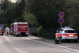 Neustadt A D Weinstrasse Erstmeldung 3 Verletzte Bei Grosseinsatz Von Polizei Und Rettungskraften 64 Jahriger Wehrt Sich Gegen Zwangsraumung Metropolregion Rhein Neckar News Events