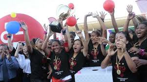 Unión española anunció que descontará cinco días de sueldo a sus trabajadores, jugadores y cuerpo técnico, debido a la crisis provocada por el coronavirus que afecta a todo el planeta. Union Espanola Se Corono Campeon Nacional Femenino Y Jugara La Copa Libertadores El Comercio