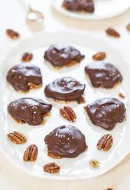 This link is to an external site that may or may not meet accessibility guidelines. Homemade Chocolate Turtles With Pecans Caramel Averie Cooks