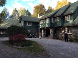 In The Oaks Black Mountain Photo Courtesy Of The Swannanoa Valley Museum Country Manor House Biltmore Estate House Styles