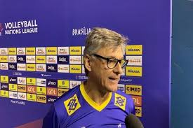 May 28, 2021 · renan dal zotto, de 60 anos, faz fisioterapia respiratória e motora em casa. Renan Dal Zotto Piora E E Intubado De Novo Noticias Do Volei Ao Vivo