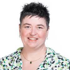 Darla Beck's Instagram, Twitter & Facebook