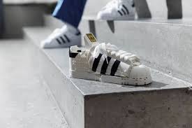 Break the rules and define new ones. éž‹é ­å¿…å‚™çŽ©å…· Lego æ¨‚é«˜é¦–æ¬¡æŽ¨å‡ºadidas Originals é‹å‹•éž‹ç›'çµ„ Gq Taiwan