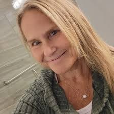 Jackie Macey's Instagram, Twitter & Facebook