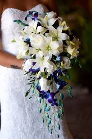 White is a timeless idea, though you can try bold shades, too. Rose Gold Lily Bouquet Novocom Top