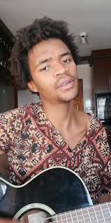 Vusi Mahlasela Performs Tonkana