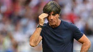 Near to the ground or the horizon: Opinion It S Time For Joachim Low To Go Sports German Football And Major International Sports News Dw 27 06 2018
