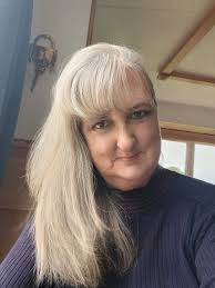 Hi I'm Yvonne from liverpool 54 and 6 months out of 12 year relationship  and decided time to get out and about again